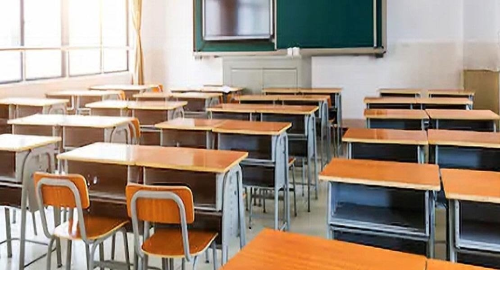 بعد 10 أشهر من الانتظار... نقابة المعلّمين تلوّح بالإجراءات القانونية