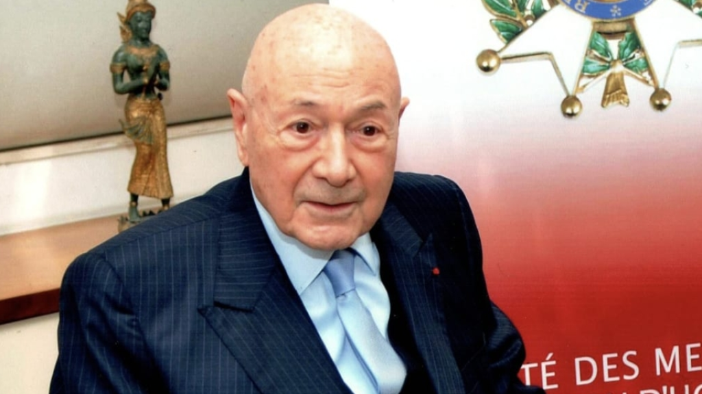 الموت يغيب الوزير السابق ميشال الخوري.. وجمعية أعضاء جوقة الشرف تنعاه