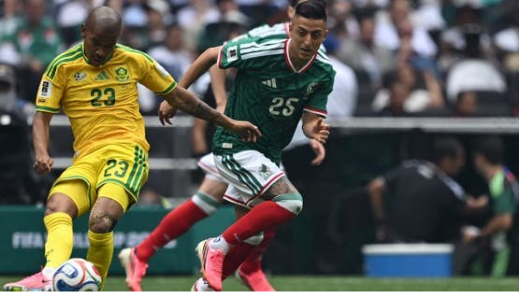 مأساة تهز جنوب أفريقيا.. وفاة لاعب المنتخب بعد أيام من انتهاء مشاركته في كأس العالم