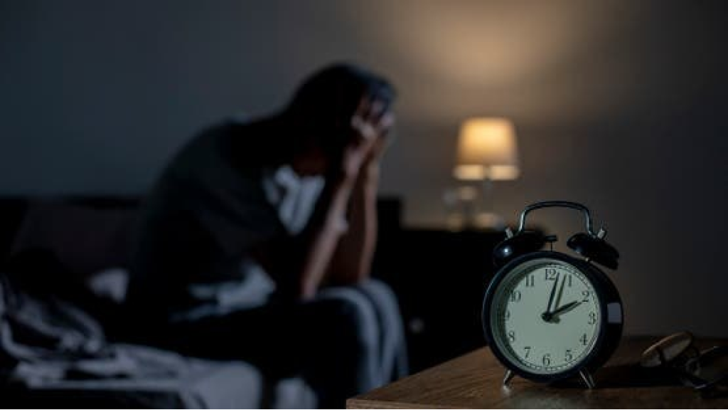 بيولوجيا البقاء... سر وراء الأرق رغم الإرهاق الجسدي