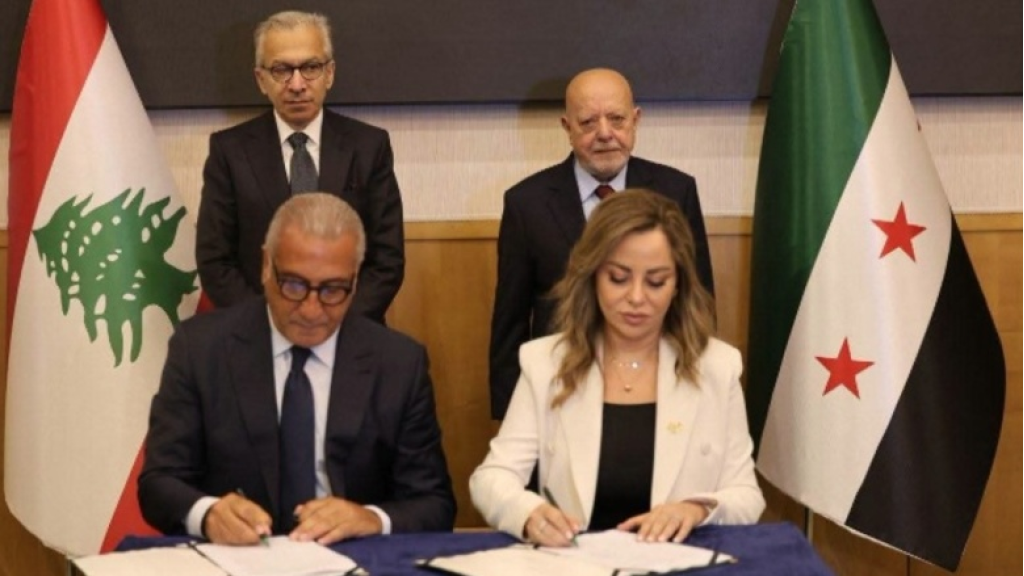 طاولة مستديرة في دمشق تبحث تعزيز التعاون الاقتصادي والاستثماري