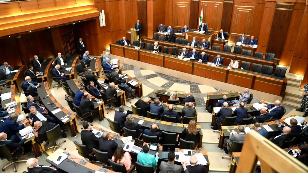 مجلس النواب يقر الإجازة للحكومة ابرام اتفاق مع المانيا والموافقة على اتفاقية مع صندوق النقد