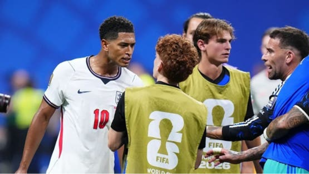 بيلنغهام يواجه عقوبة تأديبية بعد تصرف مشين ضد لاعب الأرجنتين