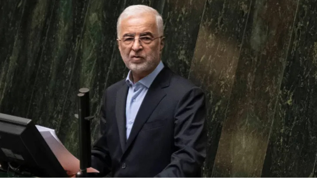 وزير الداخلية الإيراني يزور باكستان وطهران تتلقى مقترحات جديدة من الوسطاء
