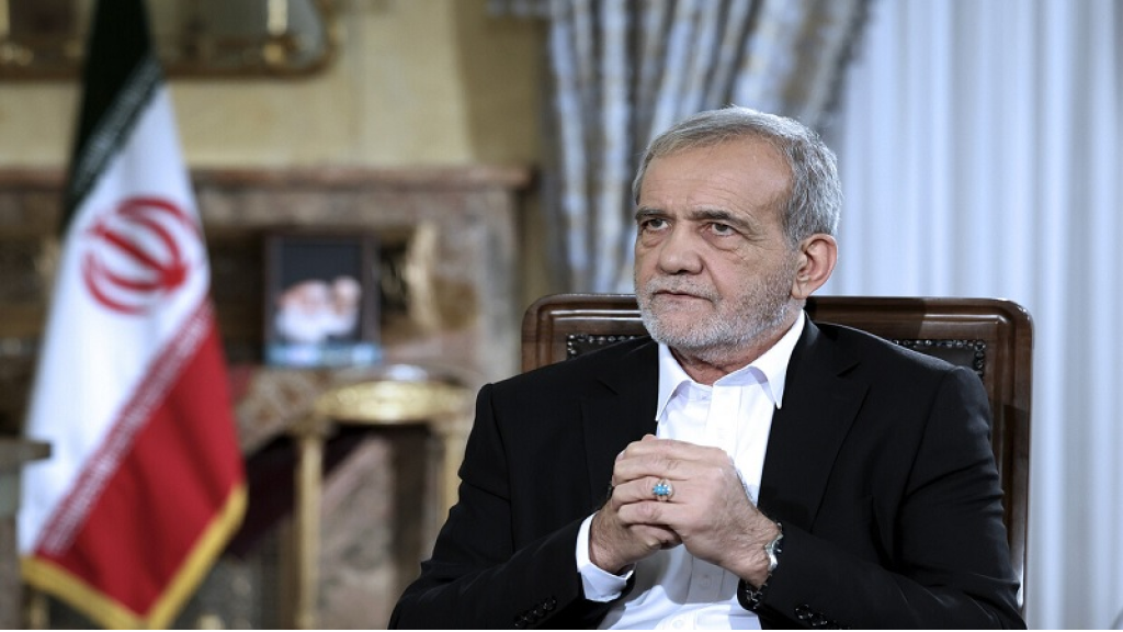بزشكيان: المرشد شدد على إنهاء حالة “اللا حرب واللا سلم”