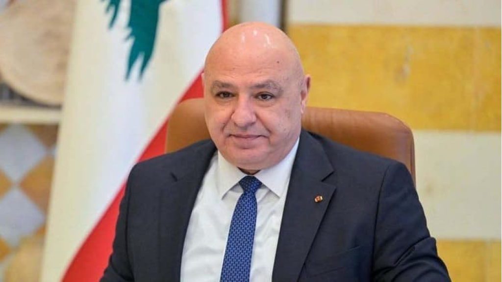 الرئيس عون وصل الى انقرة ووضع اكليلا من الزهر على ضريح مؤسس الجمهورية التركية اتاتورك ويلتقي الرئيس اردوغان بعد قليل