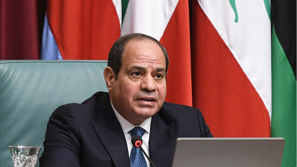 السيسي يبحث مع ماكرون حرب إيران ويؤكد ضرورة التسوية السلمية
