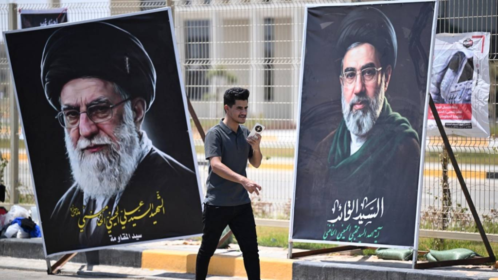غياب مجتبى خامنئي يثير الشكوك... من يمسك زمام السلطة في إيران؟