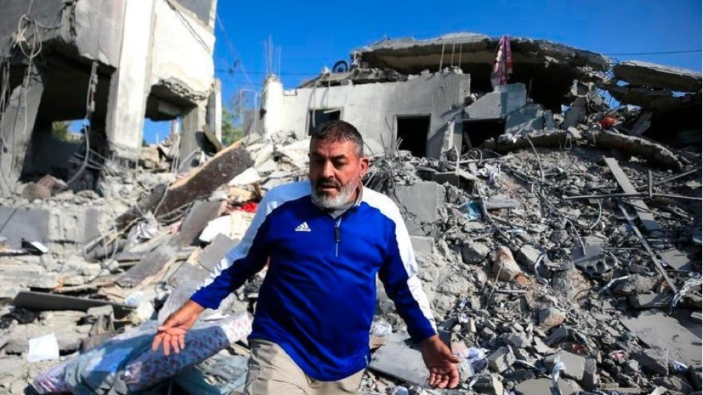 أهالي الشهداء الأطفال في لبنان