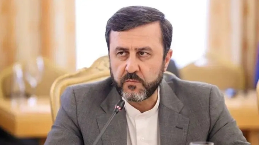 غريب آبادي: عيد المقاومة في لبنان تذكيرٌ بالصمود في وجه العدوان