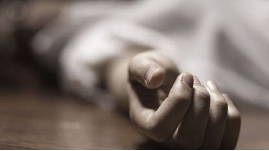 رفضت الزواج منه فقتلها.. العثور على جثمان فتاة ملقاة في الجيزة