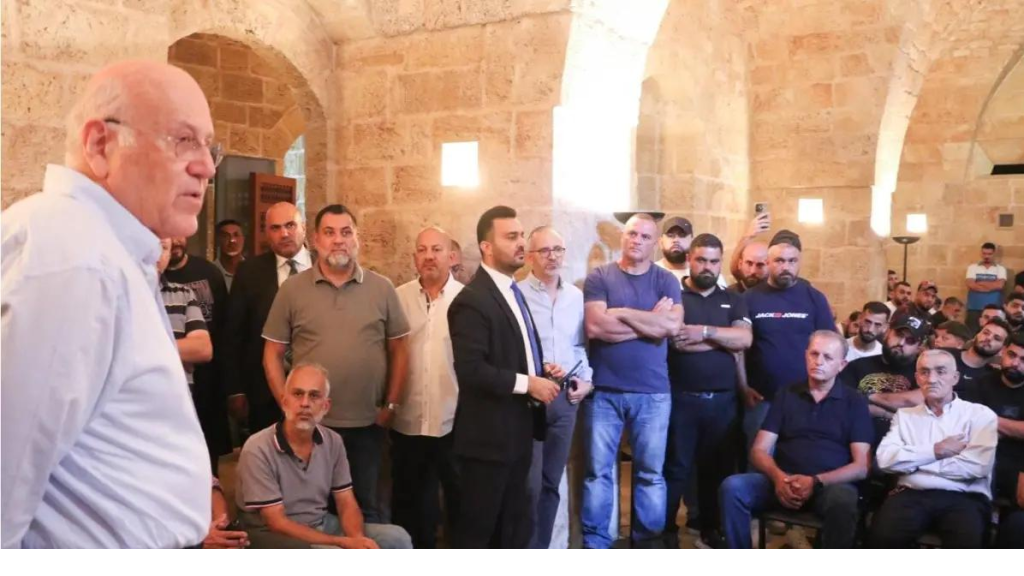 ميقاتي يهنئ بالمولد: الحلّ في إستمرار التفاوض لإنهاء الإحتلال الإسرائيلي