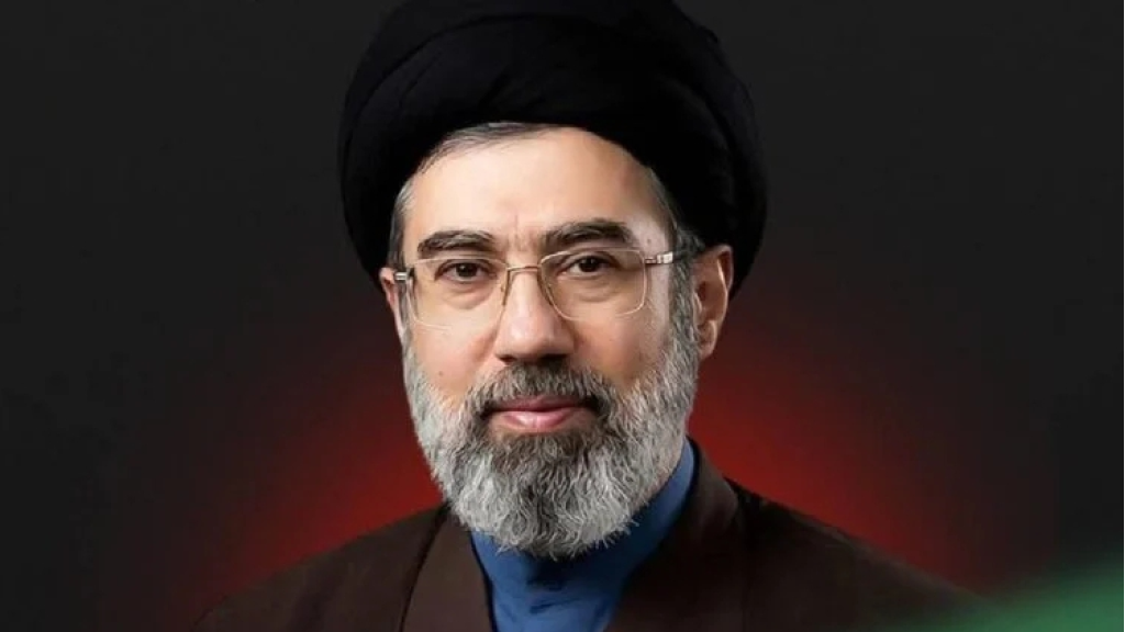 السيد الخامنئي: أعلن بشكل قاطع أن ارتكاب أي عمل يضر بالتماسك الاجتماعي ممنوع