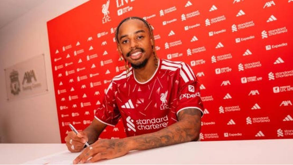 ليفربول يضم باركولا بعقد طويل الأمد
