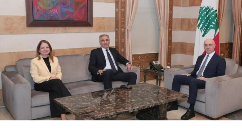 الحجار يستقبل رئيس هيئة القضايا في وزارة العدل والمدير العام للدفاع المدني