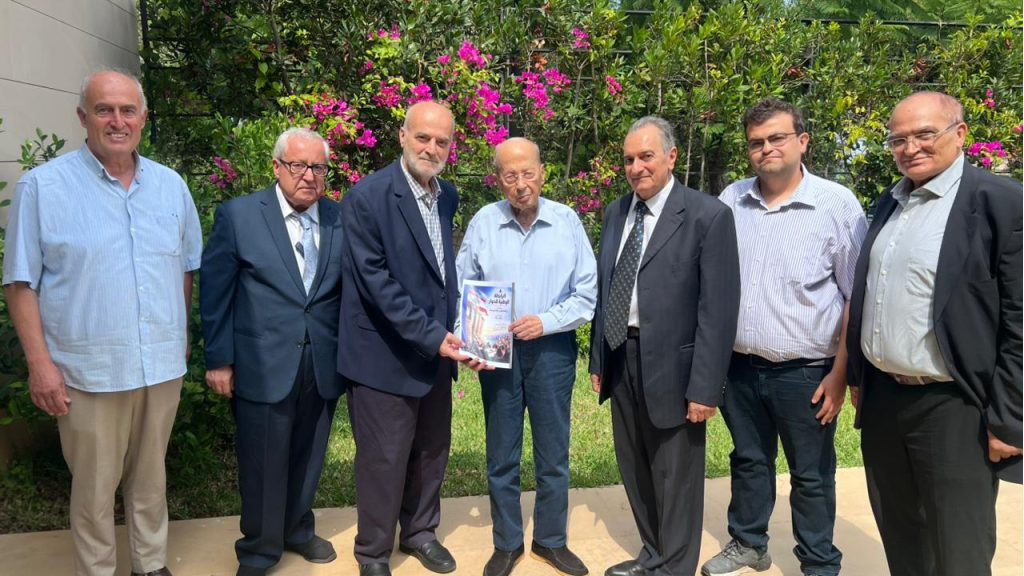 الرابطة الوطنية للحوار” تلتقي الرئيس السابق ميشال عون