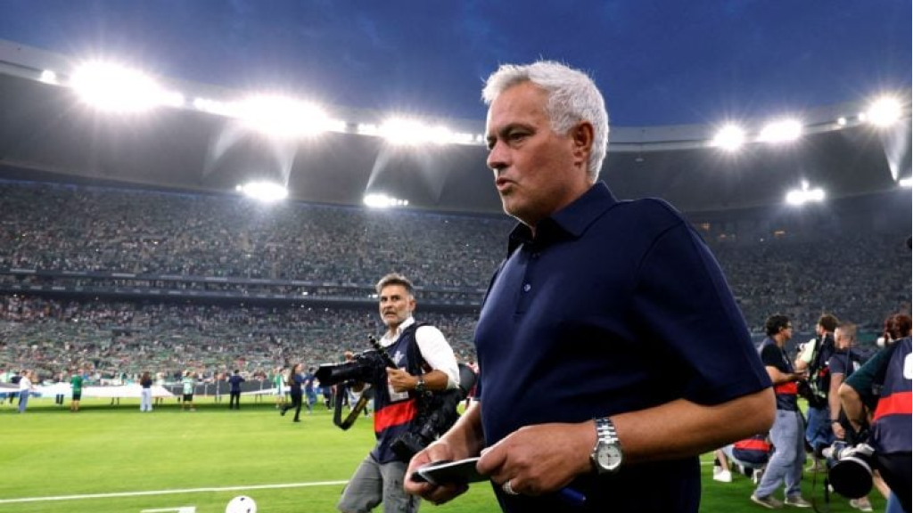 بعد صدمة بيتيس.. مورينيو يفضح سذاجة لاعبي ريال مدريد