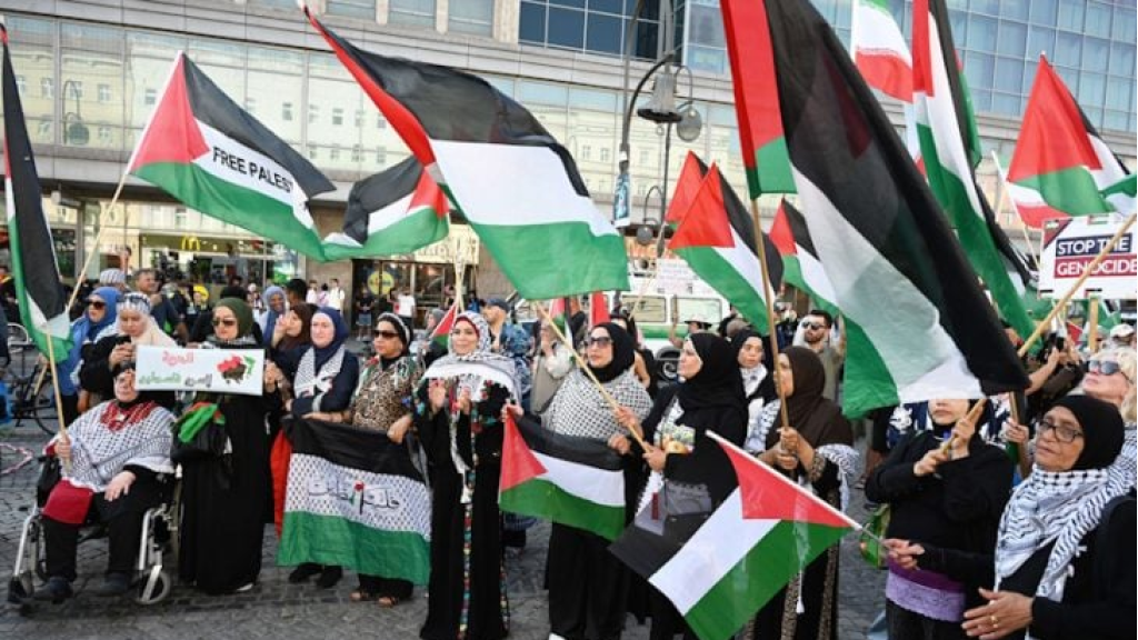 الشرطة الألمانية تعتقل شخصين خلال مظاهرة داعمة لفلسطين