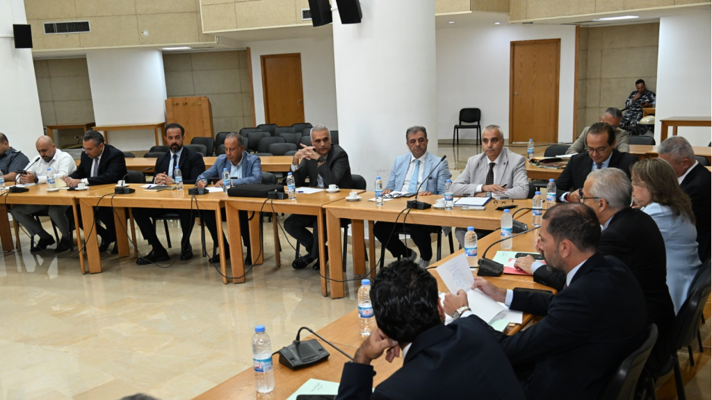 فرعية الأشغال تختتم بحث ملف المعابر والنقل الخارجي