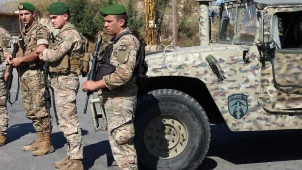 الجيش يداهم بريتال والطيبة بحثًا عن أسلحة ومطلوبين على خلفية اشتباكات عائلية
