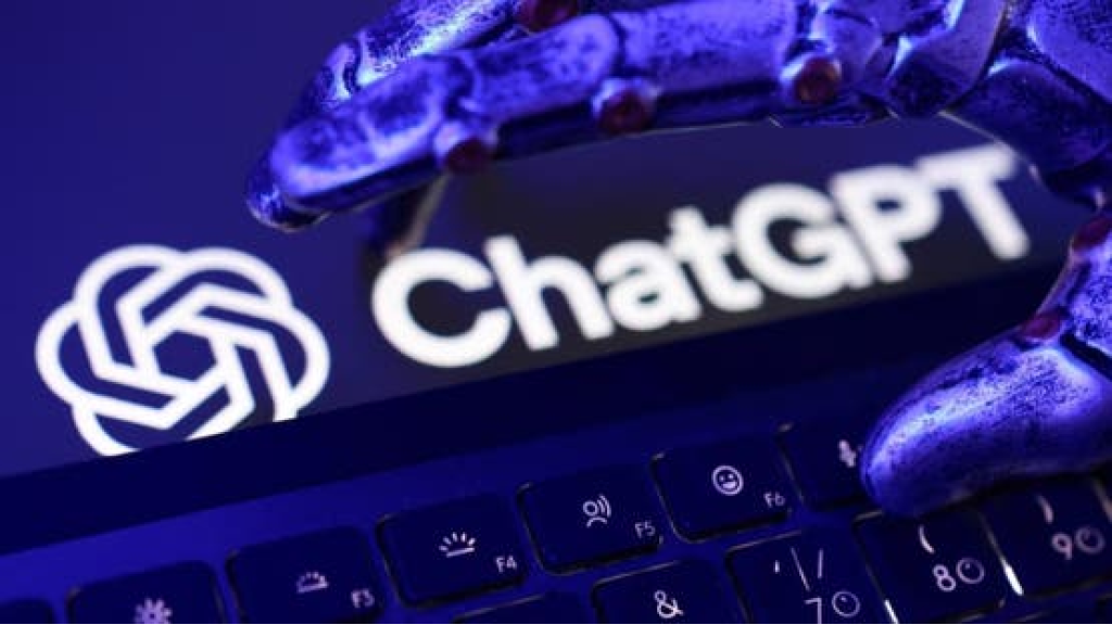 رجل يصنع دواءً لعلاج الفصام في مرآبه باستخدام ChatGPT.. ما القصة؟