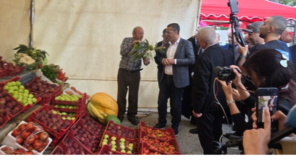 هاني من مهرجان التفاح في ميروبا: حملة وطنية لتسويق المحصول وتوسيع أسواق التصدير