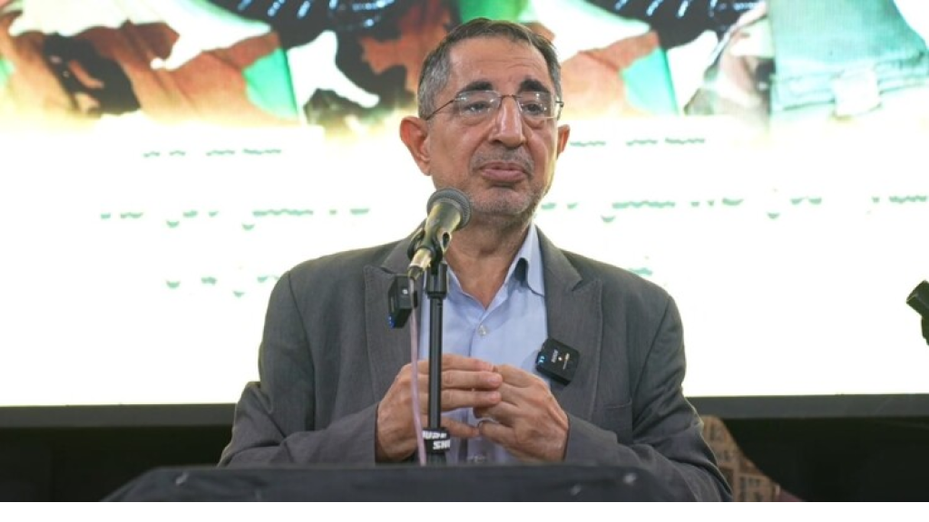 الحاج حسن: من أراد أن يكون لكل اللبنانيين كما يقول عليه أن يبدأ من أهل المقاومة وشعبها وبيئتها