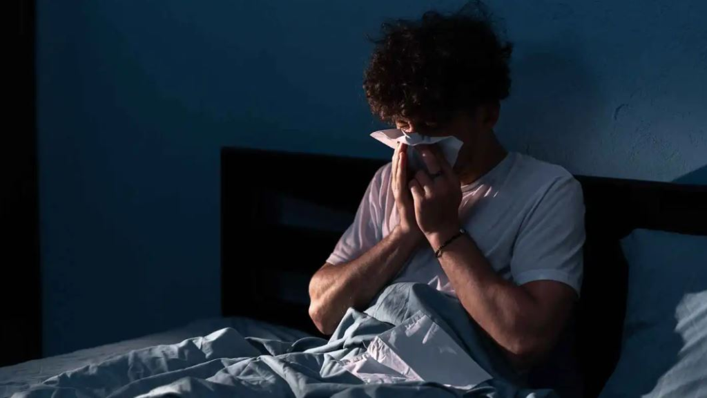لماذا لا نعطس أثناء النوم؟ .. السر في الدماغ