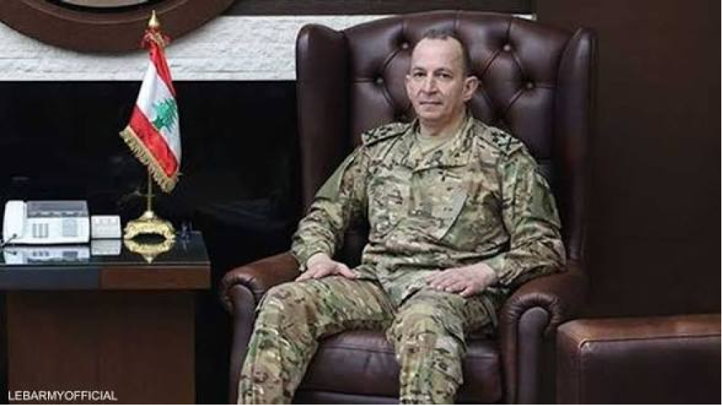 قائد الجيش عرض مع السفير الألماني ونائب رئيس أركان الدفاع البريطاني مرحلة ما بعد 
