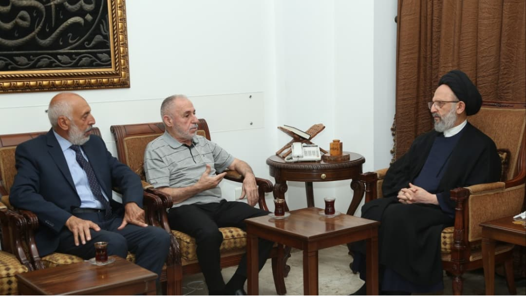 العلامة فضل الله استقبل وفد 