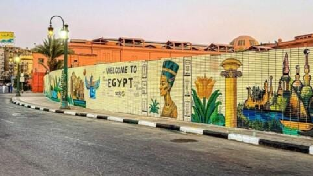 تصوير توت عنخ آمون ونفرتيتي ببشرة داكنة يشعل الخلاف حول الهوية المصرية القديمة!