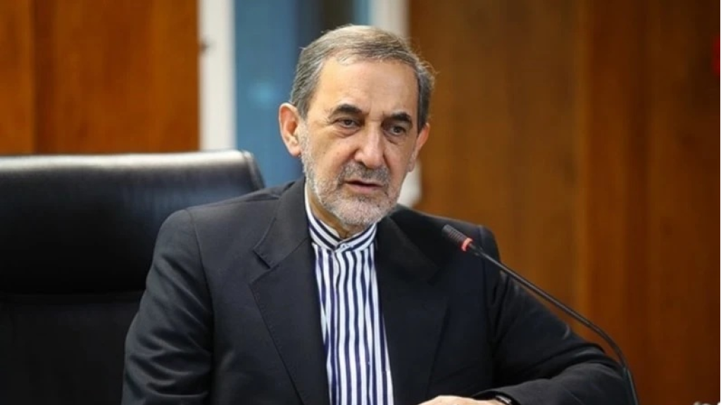 ولايتي: تجربة المنطقة أظهرت أن الأمن المستورد له مدة صلاحية
