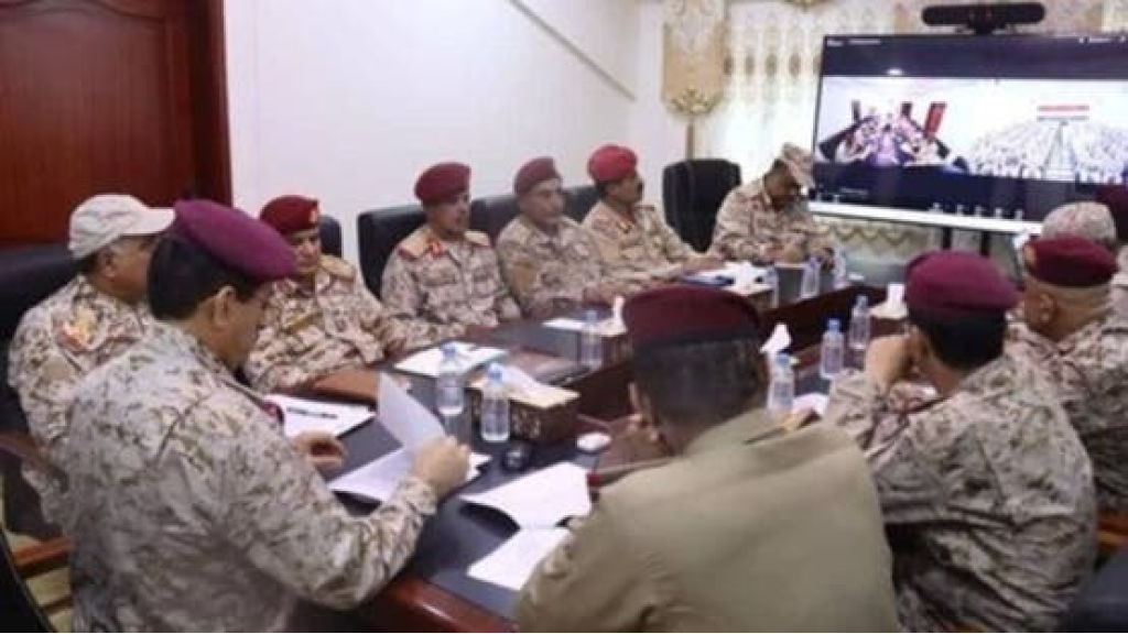 وزارة الدفاع اليمنية تدشن التعبئة العامة وتدعيم الجاهزية لمواجهة الحوثيين