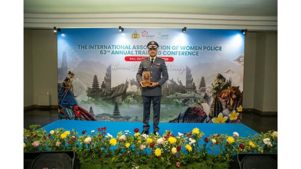 المنظمة الدولية لنساء الشرطة منحت جائزة ADVOCATE AWARD لرئيس وحدة إدارة الخدمات الاجتماعية العميد إيلي الأسمر