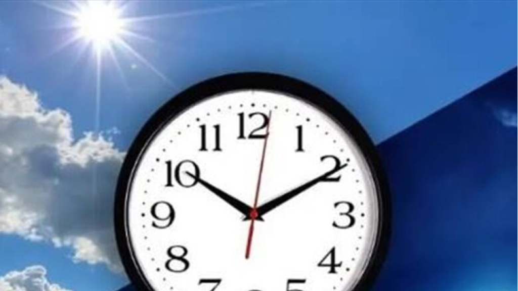 بشأن التوقيت الصيفي والشتوي.. هذا ما أعلنه وزير الإعلام