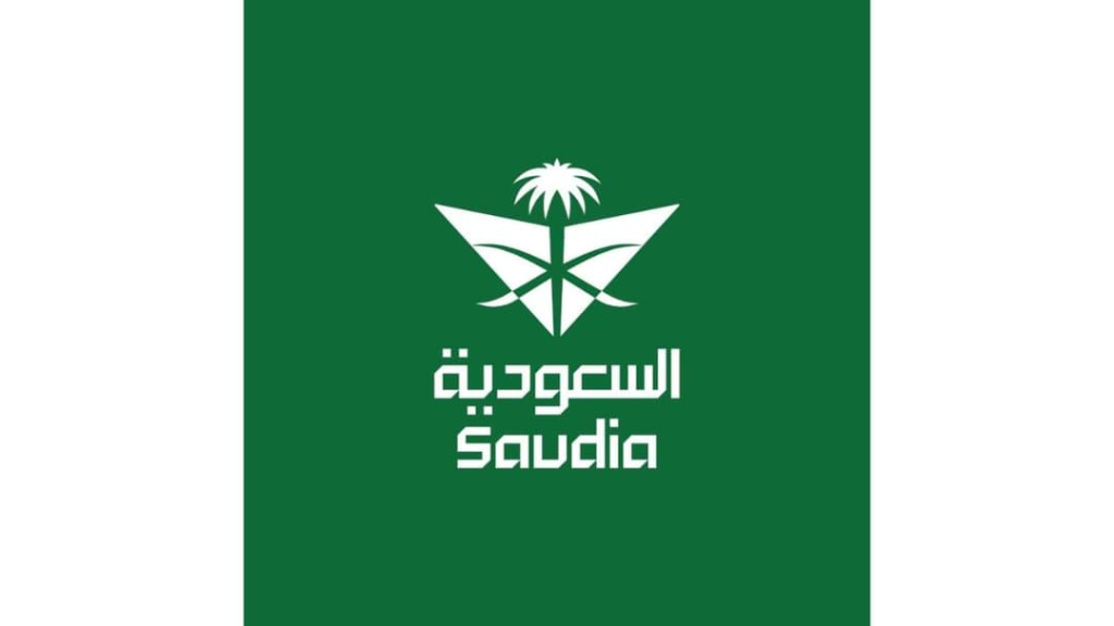 الخطوط السعودية: مقتل موظف وتضرر طائرة في هجوم مطار الملك خالد الدولي
