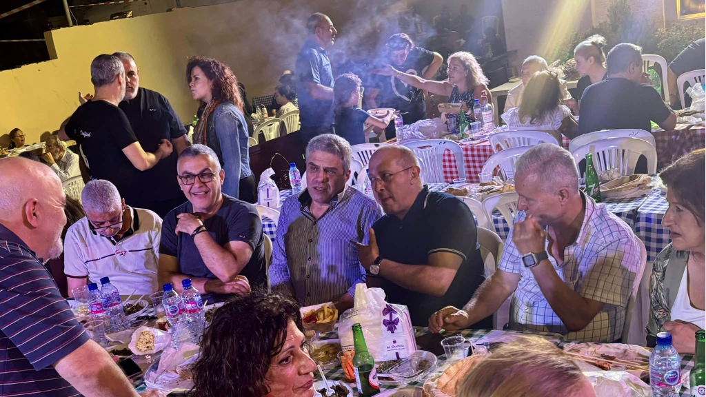 بالصور..آلان عون يشارك في سهرة رعية سيدة الوردية في كفرشيما