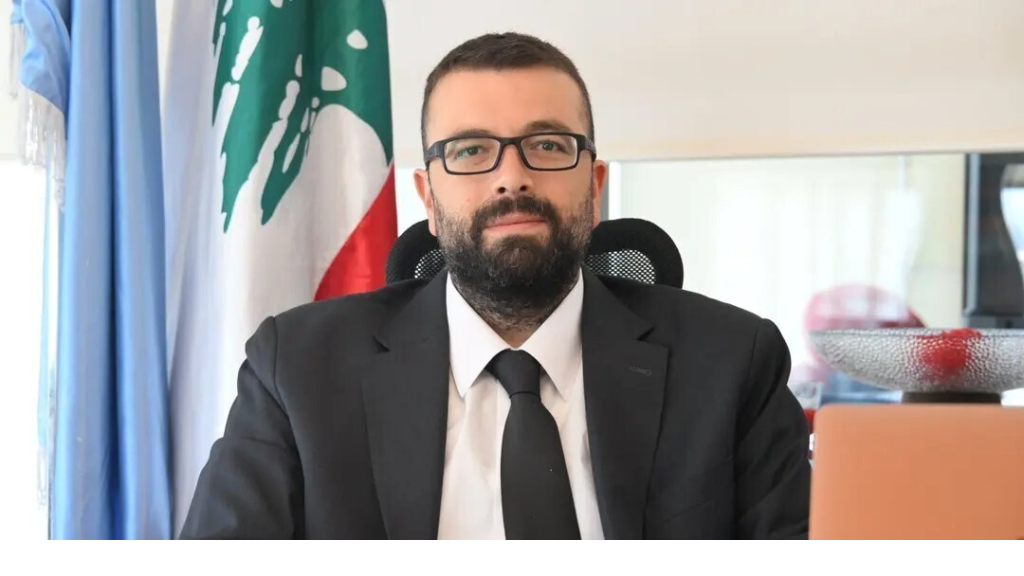 أحمد الحريري يهاجم بلدية بيروت: عجز عن حماية تمثال الشهيد رفيق الحريري فكيف بالعاصمة؟