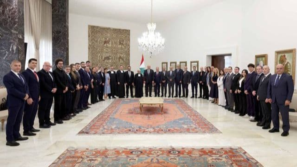 الرئيس عون إستقبل رابطة قدامى مدرسة المون لاسال: سلاحنا الأساسي في لبنان هو الاستثمار في الإنسان ونواصل الإصلاحات رغم الصعوبات
