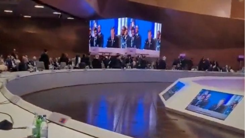 انسحاب وفود أكثر من 10 دول من قمة “سيكا” احتجاجا على كلمة الرئيس الإسرائيلي