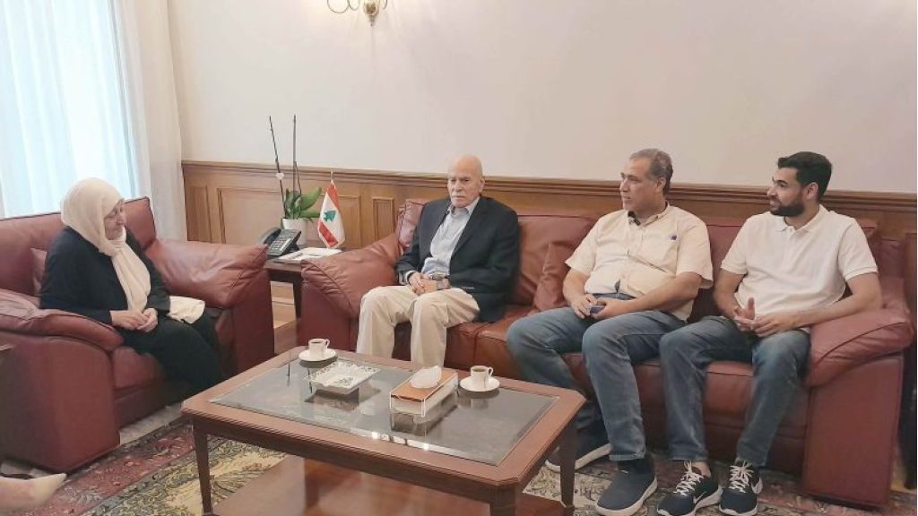 السيدة بهية الحريري استقبلت اللواء سلطان ابو العينين في صيدا