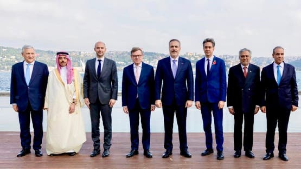 باكستان تجدد التأكيد على الحوار لخفض التوترات بالمنطقة
