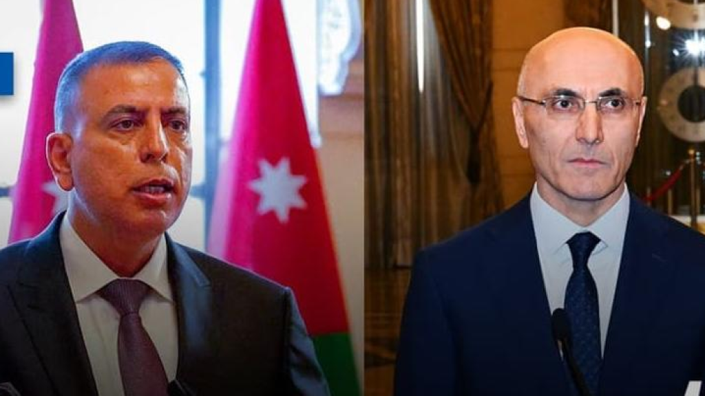 الوزير الحجار اتصل بنظيره الأردني معزيا بضحايا الحادث الارهابي