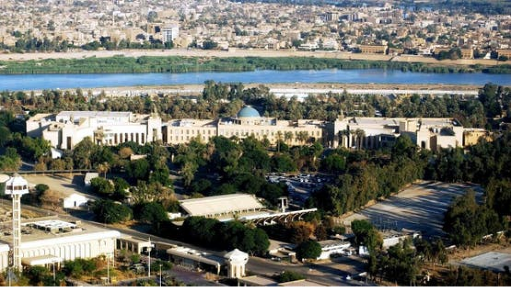 إسقاط مسيّرتين في بغداد.. عبر دفاعات السفارة الأميركية