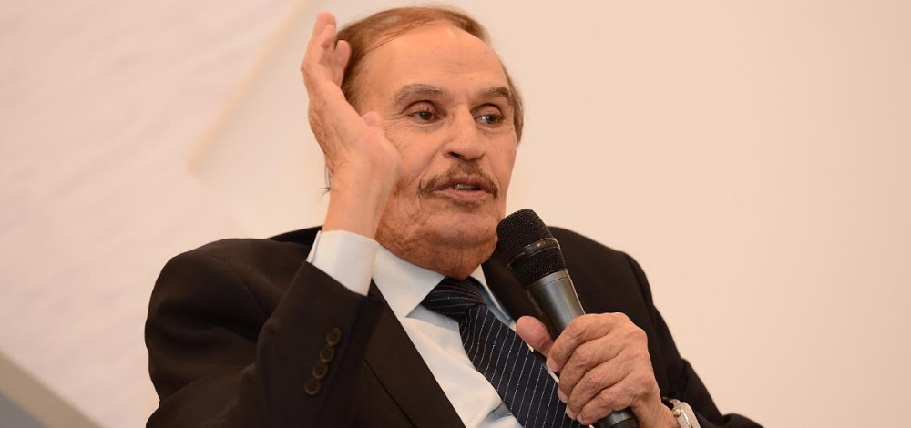 وفاة الفنان المصري عزت العلايلي عن 86 عاما