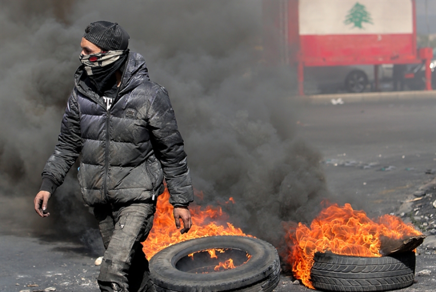 القوات والكتائب وجماعة الاخوين الحريري تنتفض على حراك 17 تشرين: فوضى حتى إسقاط عون