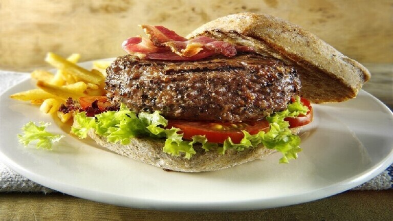 أطعمة تؤدي إلى تسريع الشيخوخة