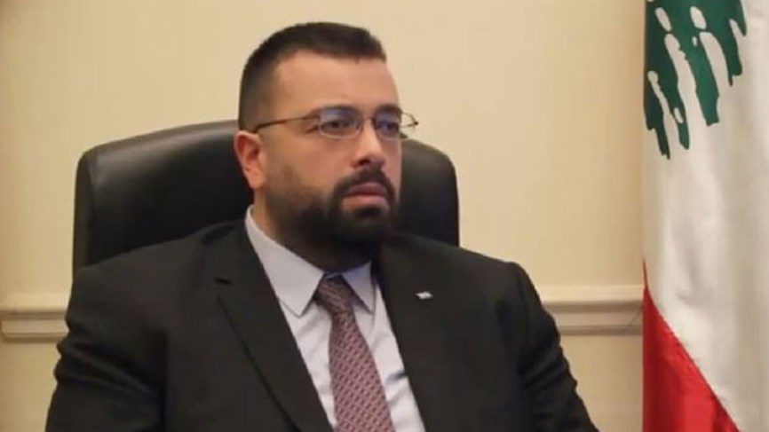 أحمد الحريري يفتح النار على جعجع:ليحلم بالرئاسة لا بتوقيعنا على جدول أعمال معراب