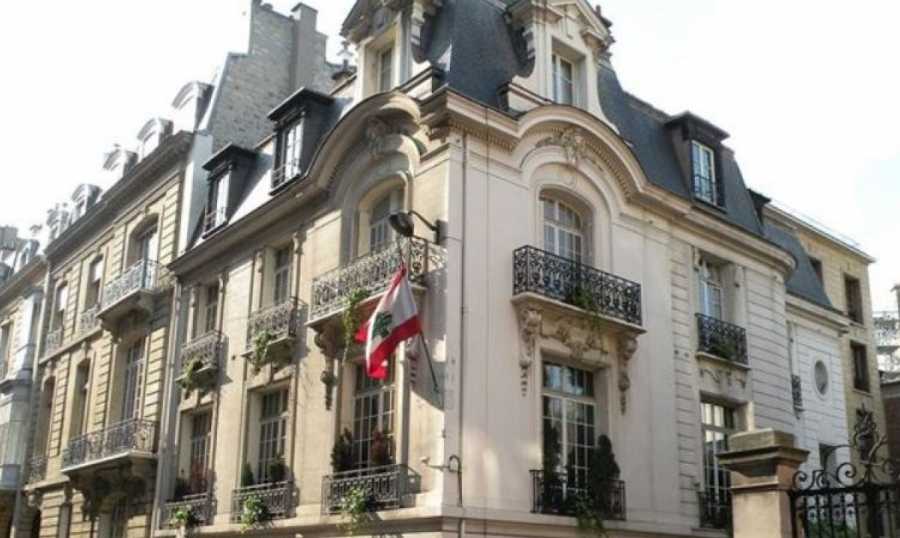 حملة للسفارة اللبنانية في فرنسا لتوزيع مساعدات مالية ومنح جامعية