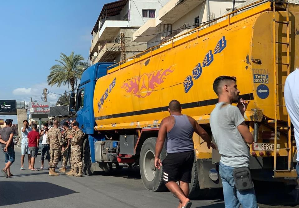 في المحمرة توقيف صهاريج والجيش يتدخل.. ماذا يجري؟